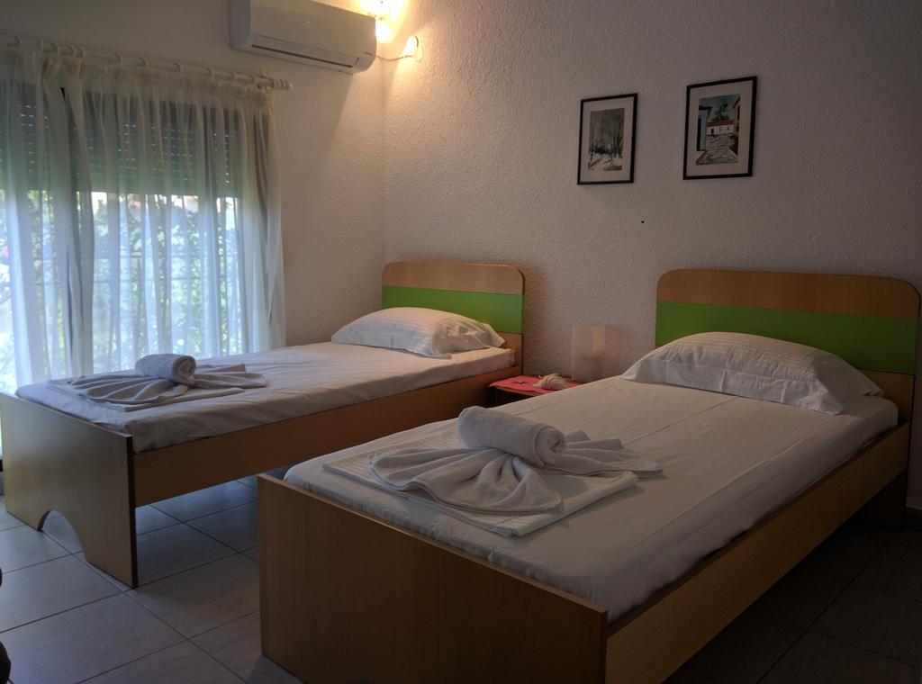 Beach Front Chanioti Polychrono Ngoại thất bức ảnh